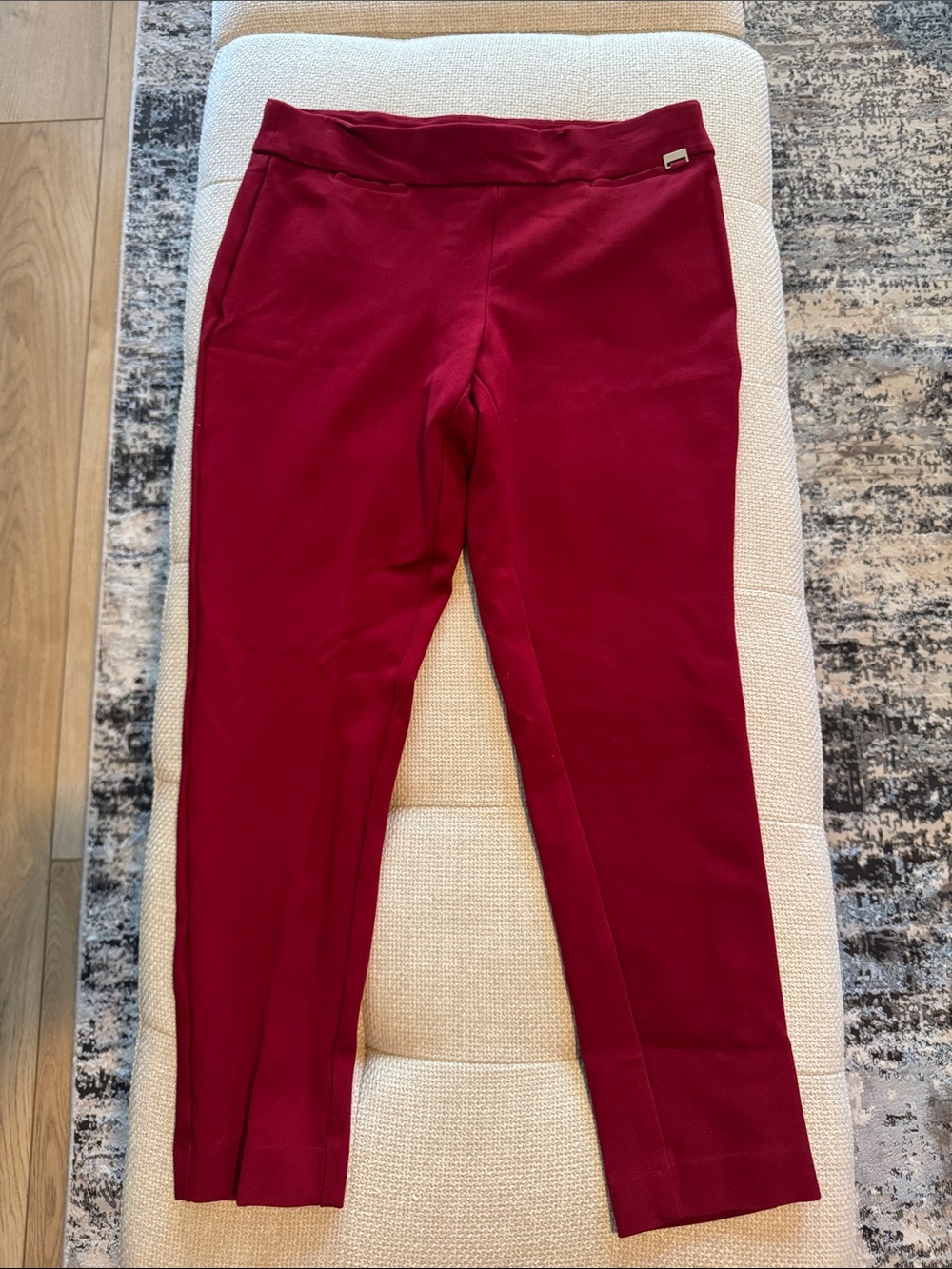 Anne Klein Burgundy Pull-On Ankle Pants